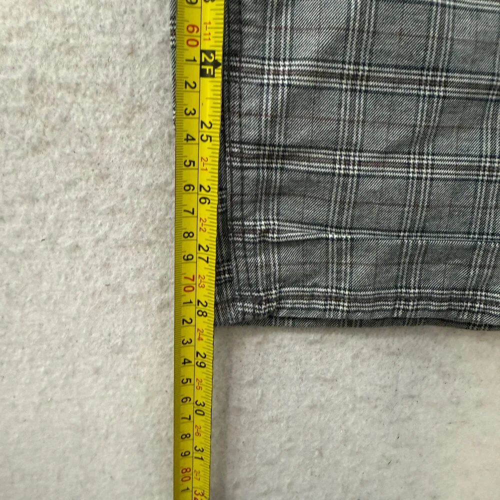 American Eagle Men's Grey Plaid Straight Leg Pants Pockets Classic Y2K Size W32